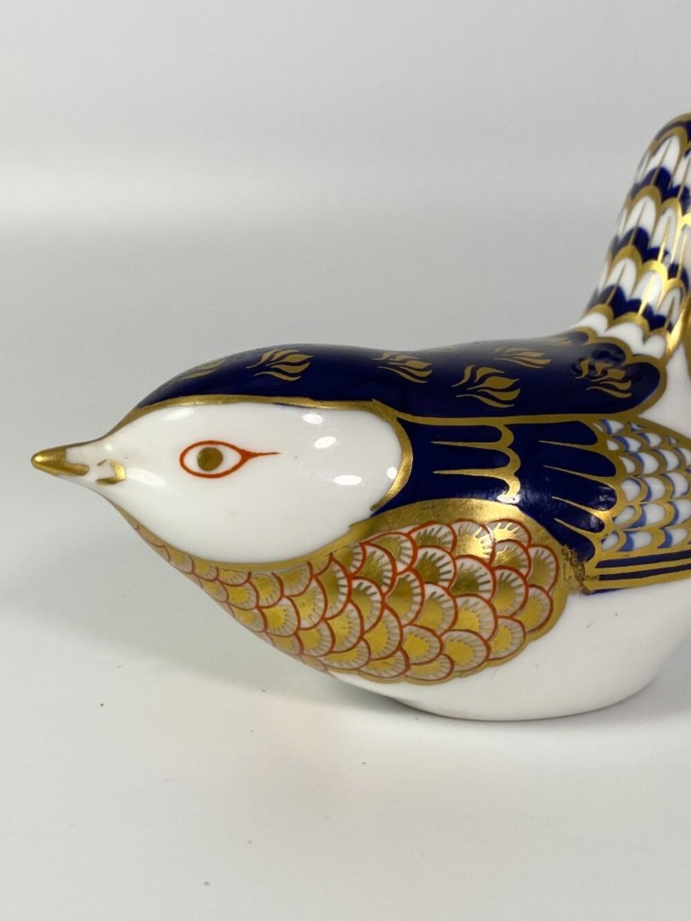 Vtg Royal Crown Derby Bone China Imari Wren Bird Paperweight Figurine Porcelain